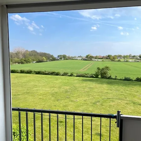 Ostseenest - Sonnige Mit Ostseeblick アパート